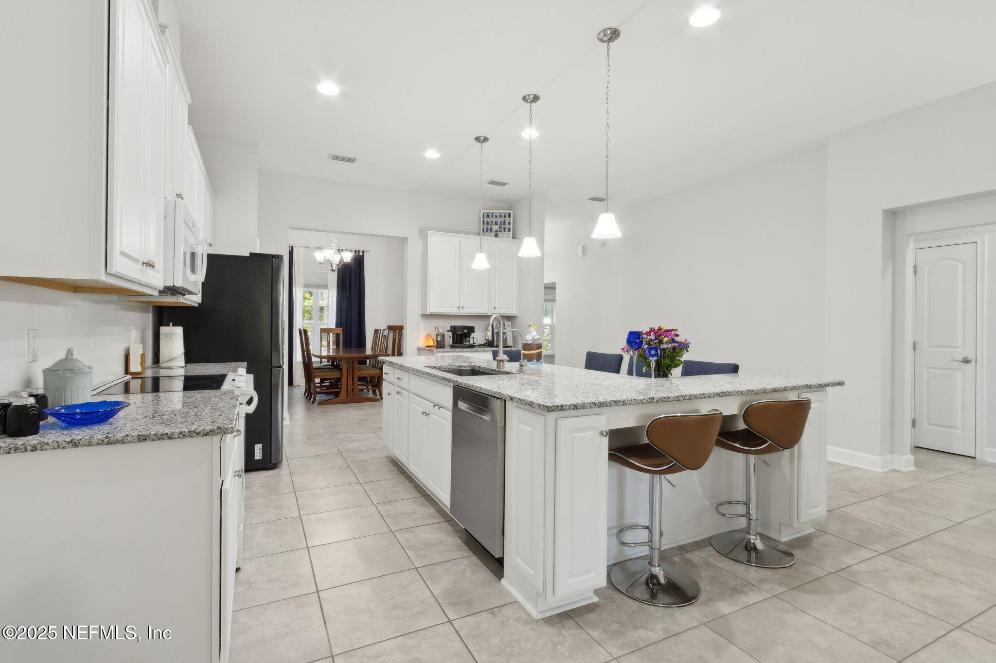 5012 KAREN Fernandina Beach, FL 32034